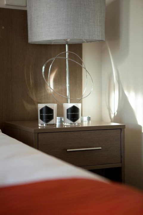 Hunter Gateway Motel - Food Delivery Shop 17