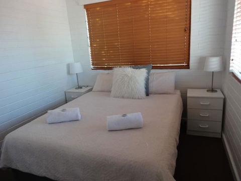 Archipelago Apartments Esperance - Pet Food Australia 3