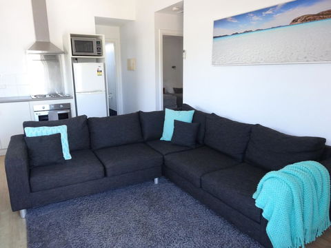 Archipelago Apartments Esperance - Pet Food Australia 18