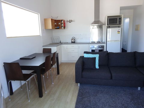 Archipelago Apartments Esperance - Pet Food Australia 19