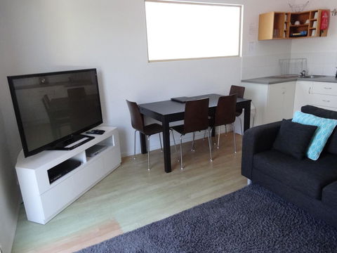Archipelago Apartments Esperance - Pet Food Australia 20