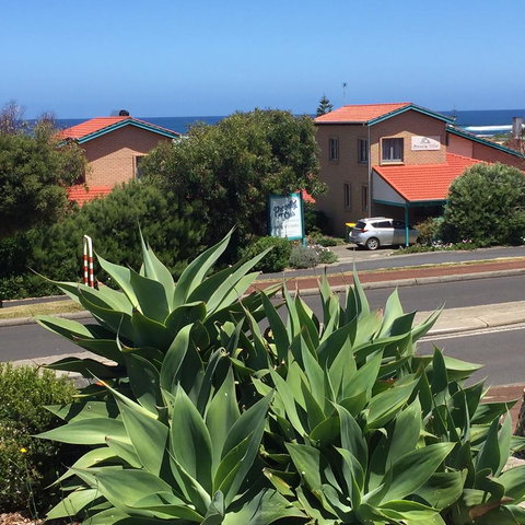 Beachside Prevelly Villas - Food Delivery Shop 29
