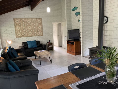 Beachside Prevelly Villas - Food Delivery Shop 4