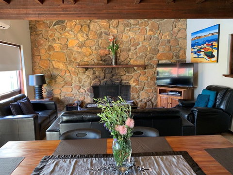 Beachside Prevelly Villas - Food Delivery Shop 17