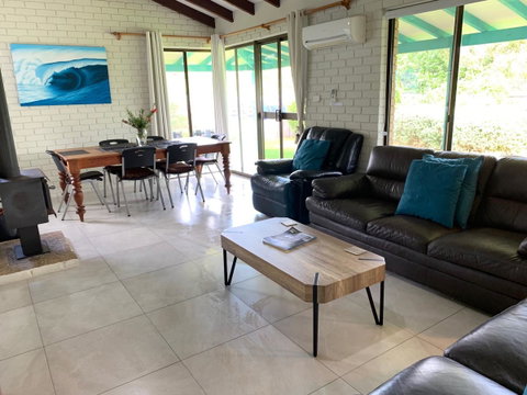 Beachside Prevelly Villas - Food Delivery Shop 6