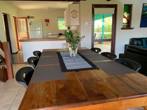 Beachside Prevelly Villas - Food Delivery Shop 24