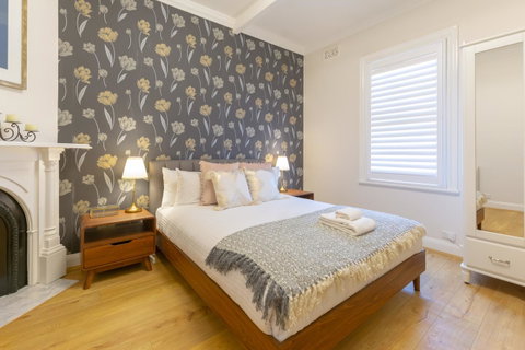 Heritage Townhouse Near Harbour Bridge - Food Delivery Shop 36