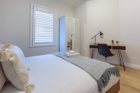 Heritage Townhouse Near Harbour Bridge - Food Delivery Shop 6