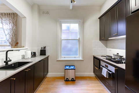 Heritage Townhouse Near Harbour Bridge - Food Delivery Shop 34