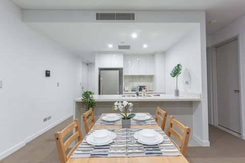 Inner City Stylish Apt Walk To Green Square - Food Delivery Shop 4