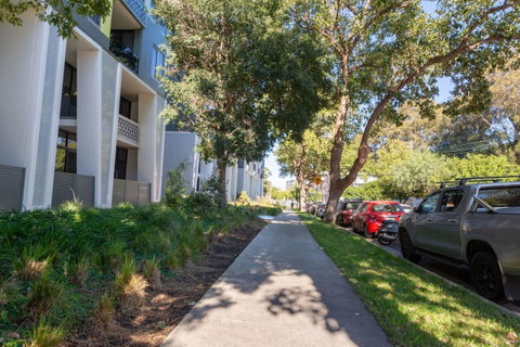 Inner City Stylish Apt Walk To Green Square - Food Delivery Shop 15