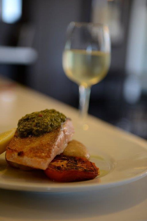 Crossroads Hotel - Food Delivery Shop 34