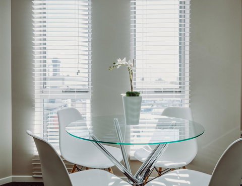 Crossroads Hotel - Food Delivery Shop 4