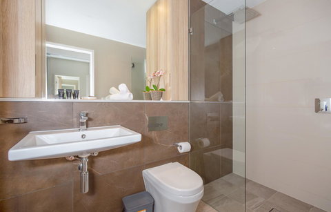 DD Apartments On Day - Pet Food Australia 22