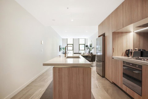 DD Apartments On Day - Pet Food Australia 13