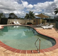 Oxley Cove Holiday Apartment - Food Delivery Shop