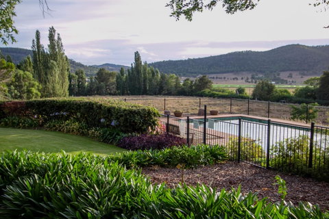 Stay In Mudgee The Grove, The Church, And Premium Private Homestead - Food Delivery Shop 13