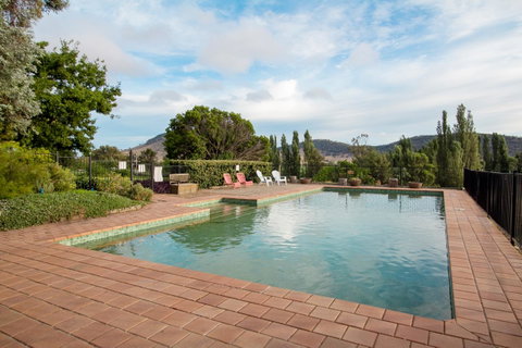 Stay In Mudgee The Grove, The Church, And Premium Private Homestead - Food Delivery Shop 25