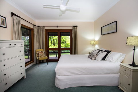 Stay In Mudgee The Grove, The Church, And Premium Private Homestead - Food Delivery Shop 31