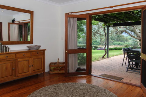 Stay In Mudgee The Grove, The Church, And Premium Private Homestead - Food Delivery Shop 29