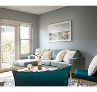 Beachside Getaway in Freshie w Parking - Food Delivery Shop