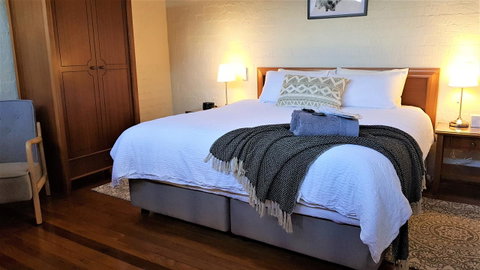 Great Escape Lofts - Food Delivery Shop 1