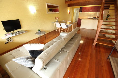 Great Escape Lofts - Food Delivery Shop 20