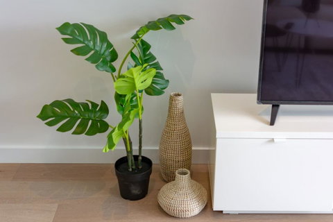 High Rise Apt In Heart Of Sydney Wt Harbour View - Food Delivery Shop 18