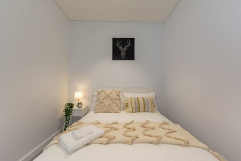 High Rise Apt In Heart Of Sydney Wt Harbour View - Food Delivery Shop 14