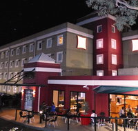 ibis Thornleigh - Food Delivery Shop