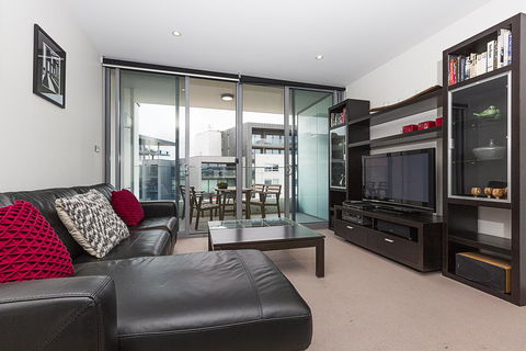 Lakefront 116 Kingston ACT - Food Delivery Shop 14