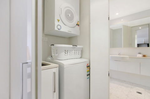 Lakefront 116 Kingston ACT - Food Delivery Shop 20