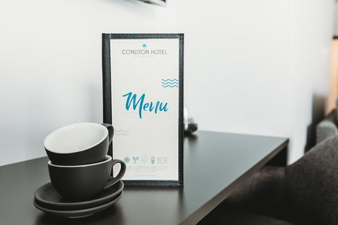 Coniston Hotel Wollongong - Food Delivery Shop 24