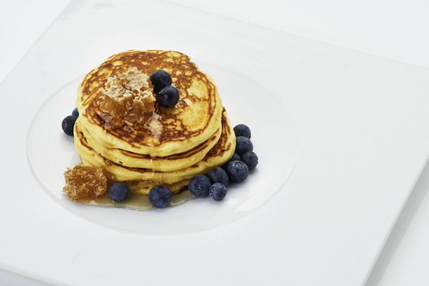 The Fullerton Hotel Sydney - Food Delivery Shop 29