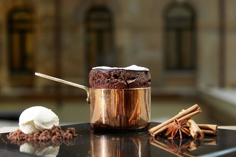 The Fullerton Hotel Sydney - Food Delivery Shop 41