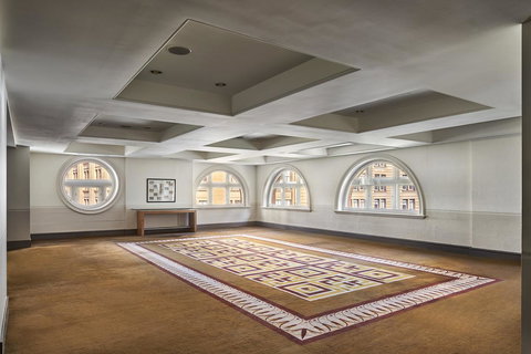 The Fullerton Hotel Sydney - Food Delivery Shop 28