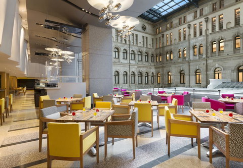 The Fullerton Hotel Sydney - Food Delivery Shop 6