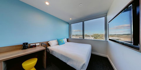 Ibis Budget Sydney Airport - Food Delivery Shop 13