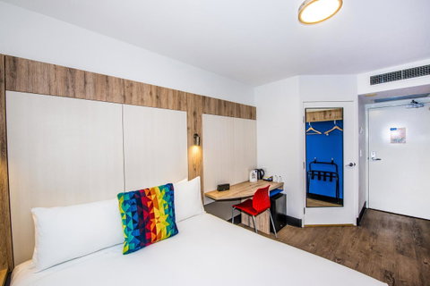 Ibis Budget Sydney Airport - Food Delivery Shop 44