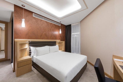 Rydges Australia Square, Formerly Tank Stream Hotel - Food Delivery Shop 13