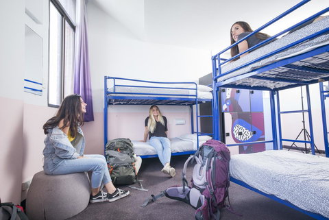 YHA Sydney Central - Pet Food Australia 40