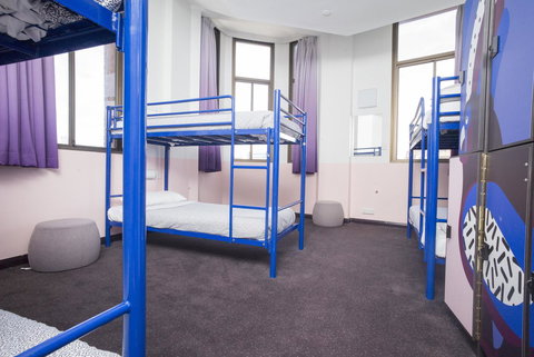 YHA Sydney Central - Pet Food Australia 30