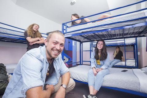 YHA Sydney Central - Pet Food Australia 32