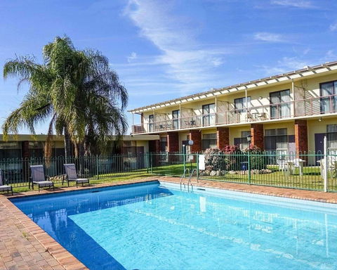 Econo Lodge Gateway Tamworth - Food Delivery Shop 12