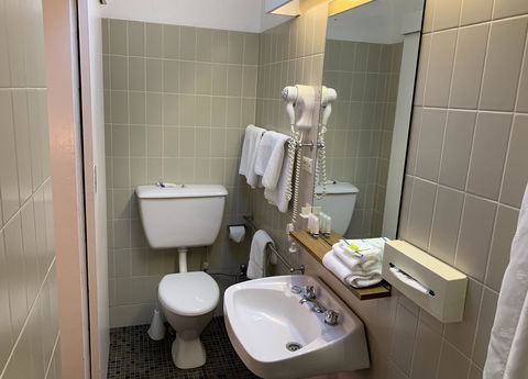 Econo Lodge Gateway Tamworth - Food Delivery Shop 8