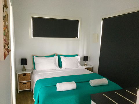 Club Byron Accommodation - Food Delivery Shop 2