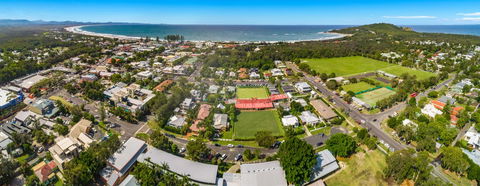 Club Byron Accommodation - Food Delivery Shop 8