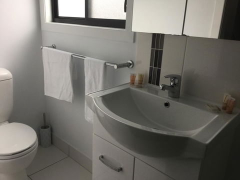 Club Byron Accommodation - Food Delivery Shop 6