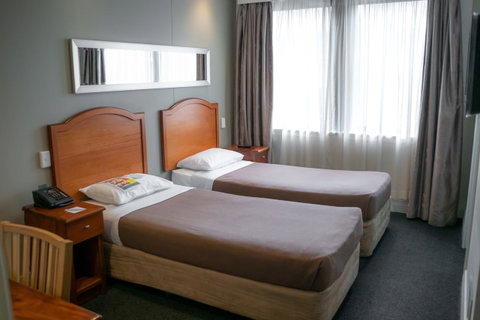 Great Southern Hotel Sydney - Food Delivery Shop 5
