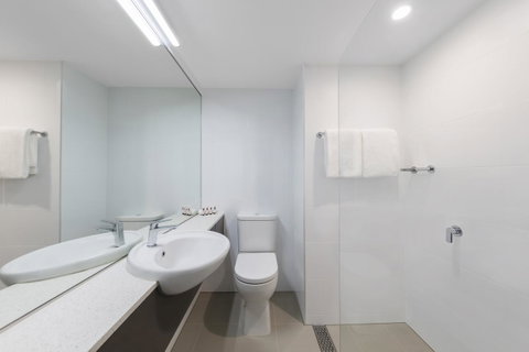 Travelodge Hotel Sydney Airport - Food Delivery Shop 1